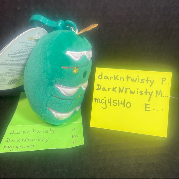 BNWT JOHAN CHRISTMAS TREE SQUISHMALLOW IN MYSTERY CONTAINER - Picture 4 of 9